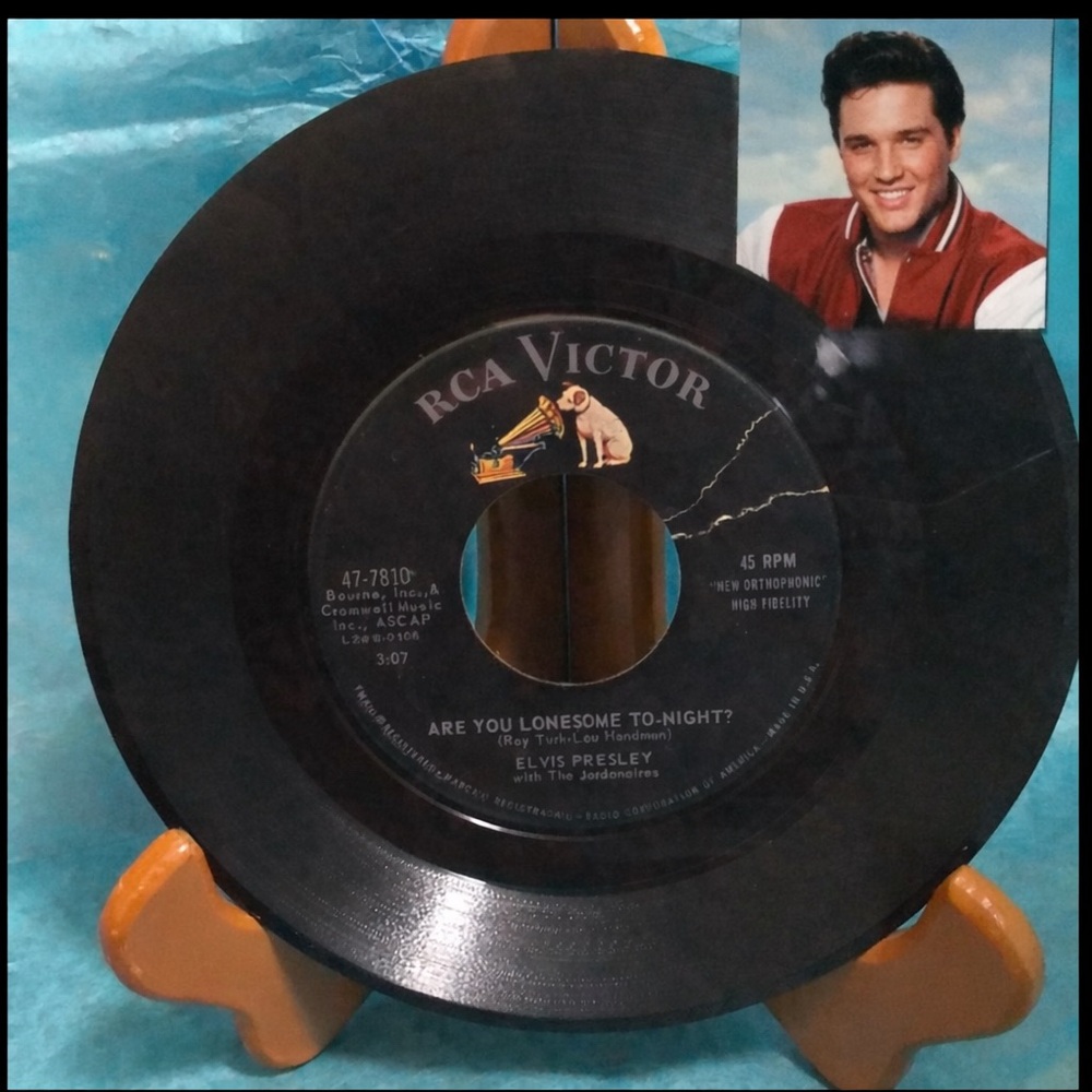 Elvis: Are you lonesome tonight? -cracked